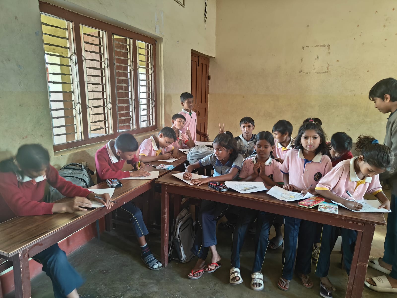Art and Craft Classes at Shree Adharbhut Vidhyalaya