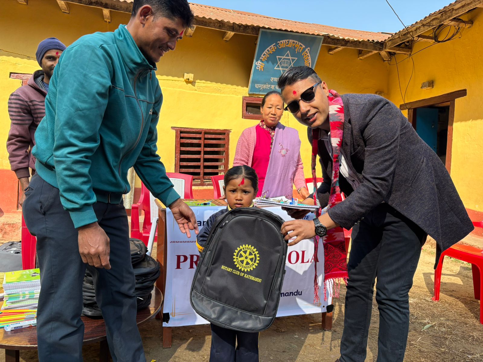 Rotary Club of Kathmandu’s Project JHOLA Benefits Over 1,000 Students in Gulmi